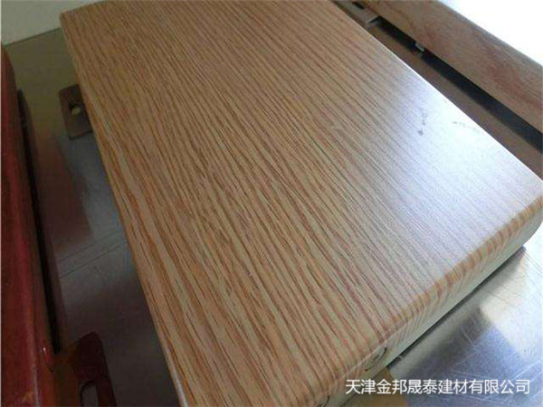 木紋轉(zhuǎn)印鋁單板